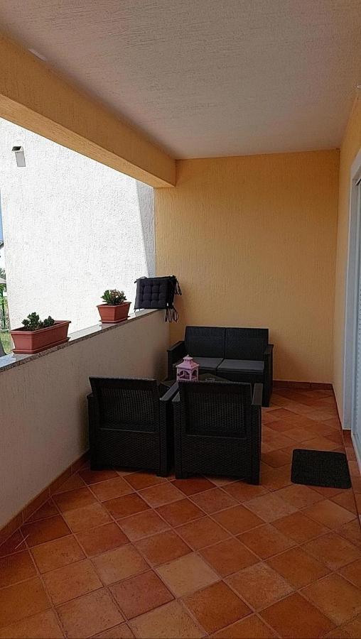 Katarina Apartman Mundanije