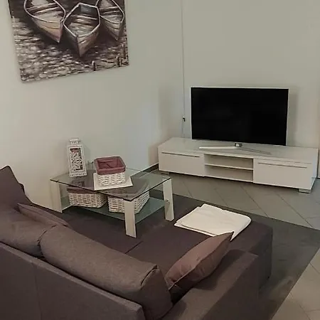 Apartmani Katarina Mundanije Kültér fotó